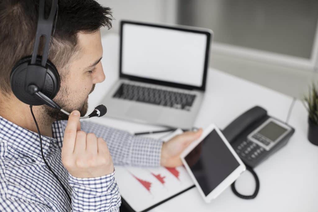 Mobile-First Customer Service: Is Your Business Ready? Find out now!