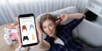 E-commerce Platform Mobile Optimization: A Guide for US Businesses - Cover Image