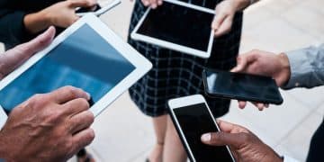 Maximize Customer Satisfaction: The Importance of Omnichannel Customer Experience - Cover Image